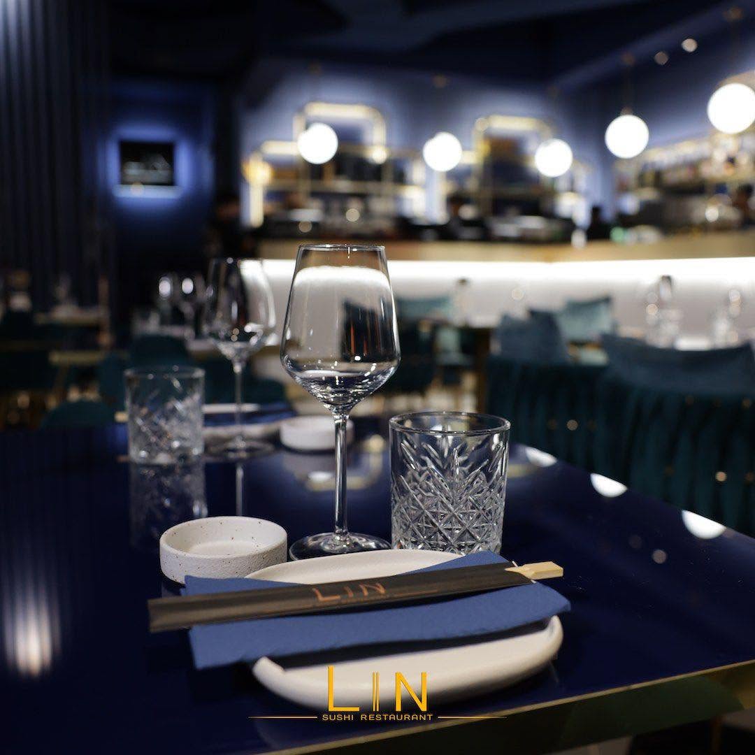 Interno elegante di Sushi Lin